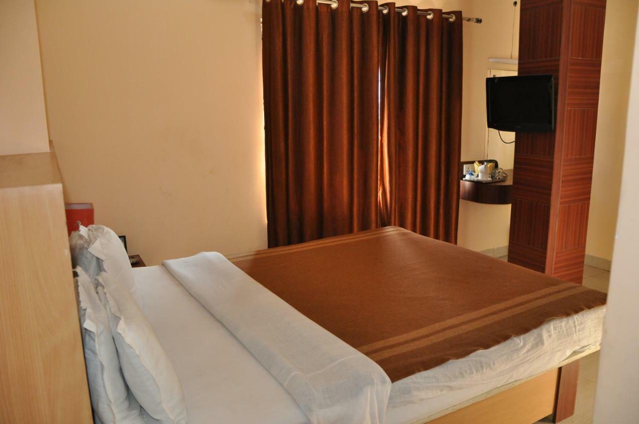 سيليجوري Hotel Simla المظهر الخارجي الصورة